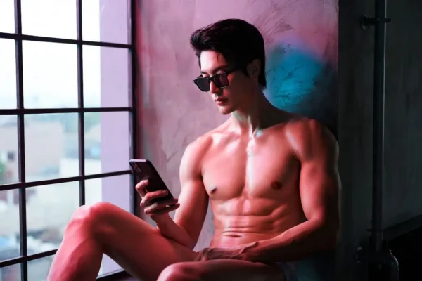 private gay chat